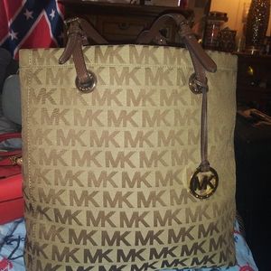 Michael kors JET SET TOTE